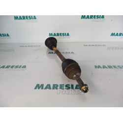 Renault - Megane - Aandrijfas links-voor
