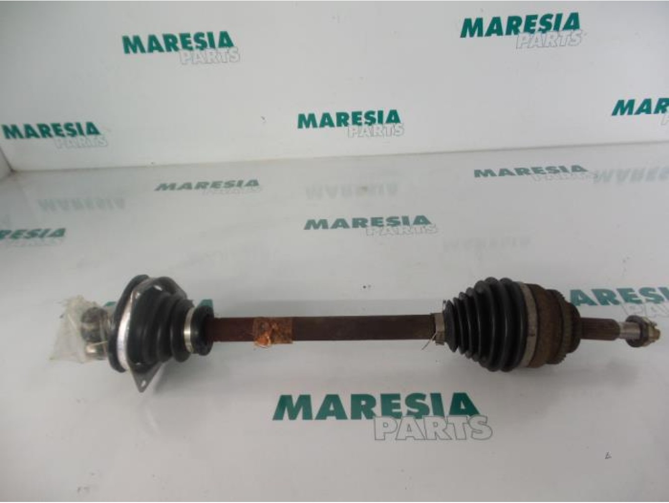 Renault - Megane - Front drive shaft, left