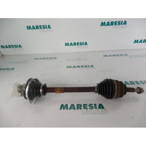 Renault - Megane - Aandrijfas links-voor