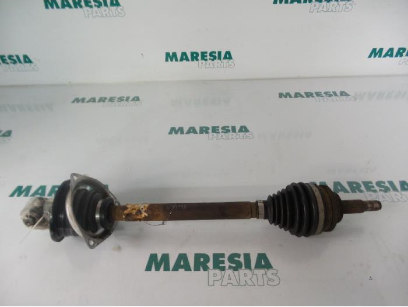 Renault - Megane - Aandrijfas links-voor