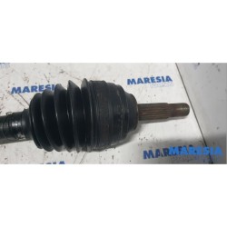 Renault - Megane - Aandrijfas links-voor