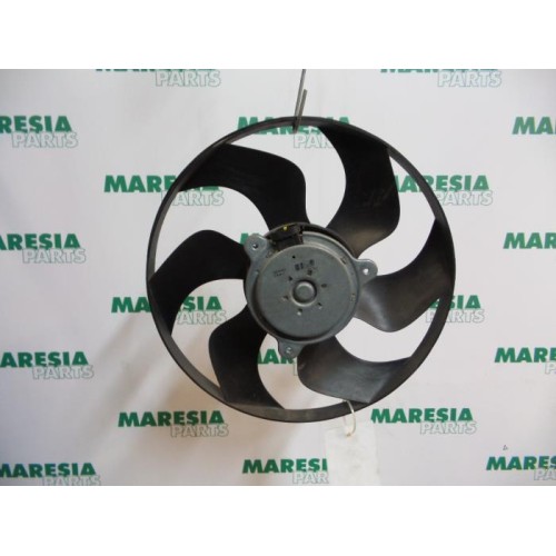 Renault - Modus - Fan motor