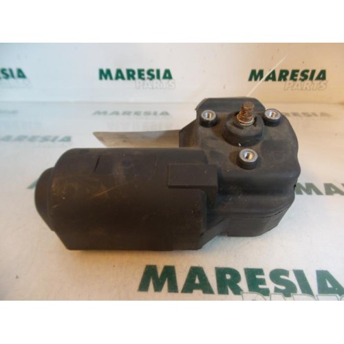 Alfa Romeo - 145/146 - Front wiper motor