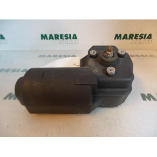 Alfa Romeo - 145/146 - Front wiper motor