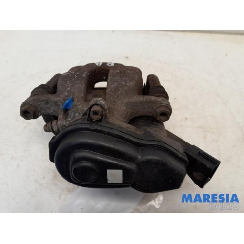 Renault - Scenic - Rear brake calliper, right