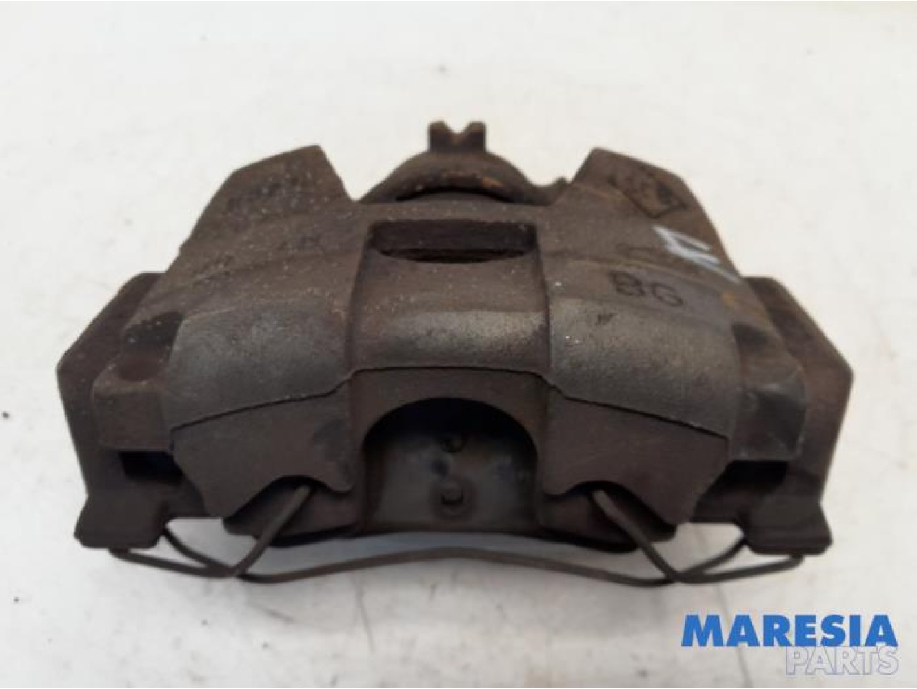 Renault - Scenic - Front brake calliper, left