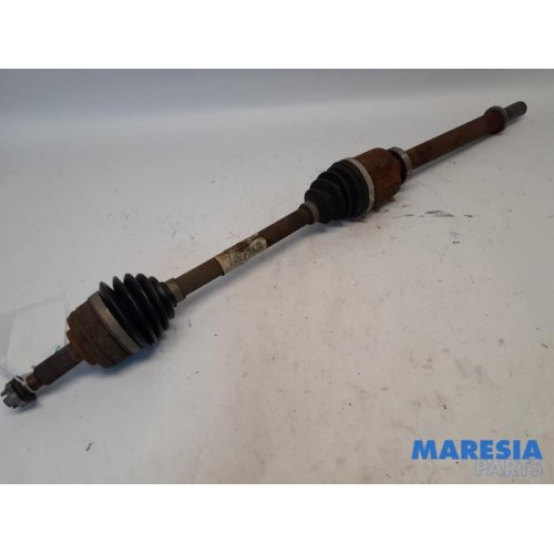 Renault - Scenic - Front drive shaft, right