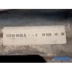 Renault - Scenic - Engine mount