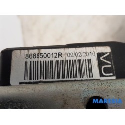 Renault - Scenic - Front seatbelt, left