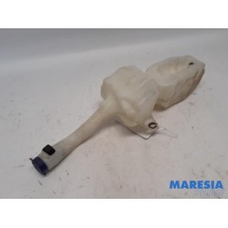 Fiat - 500 - Front windscreen washer reservoir