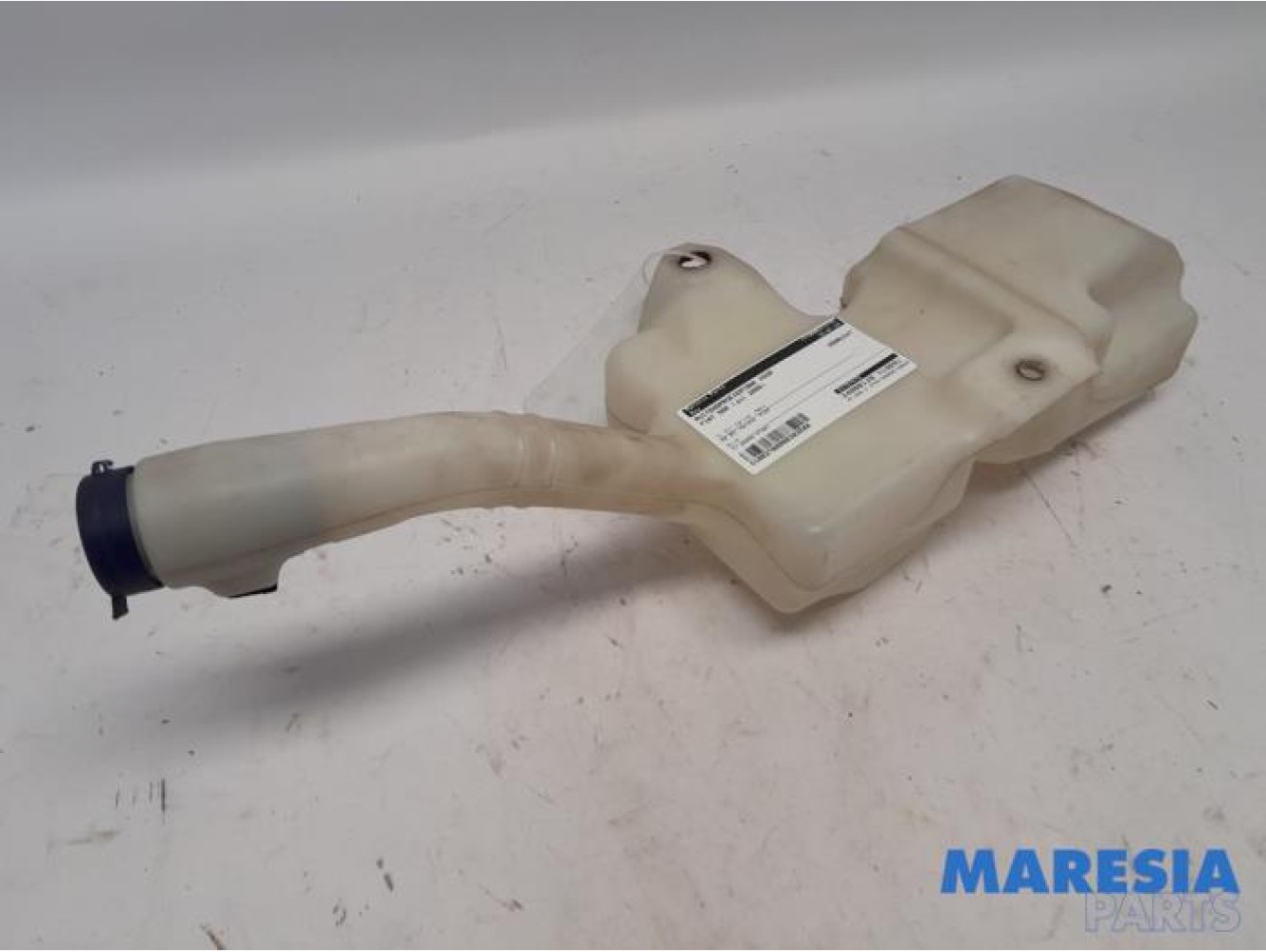 Fiat - 500 - Front windscreen washer reservoir