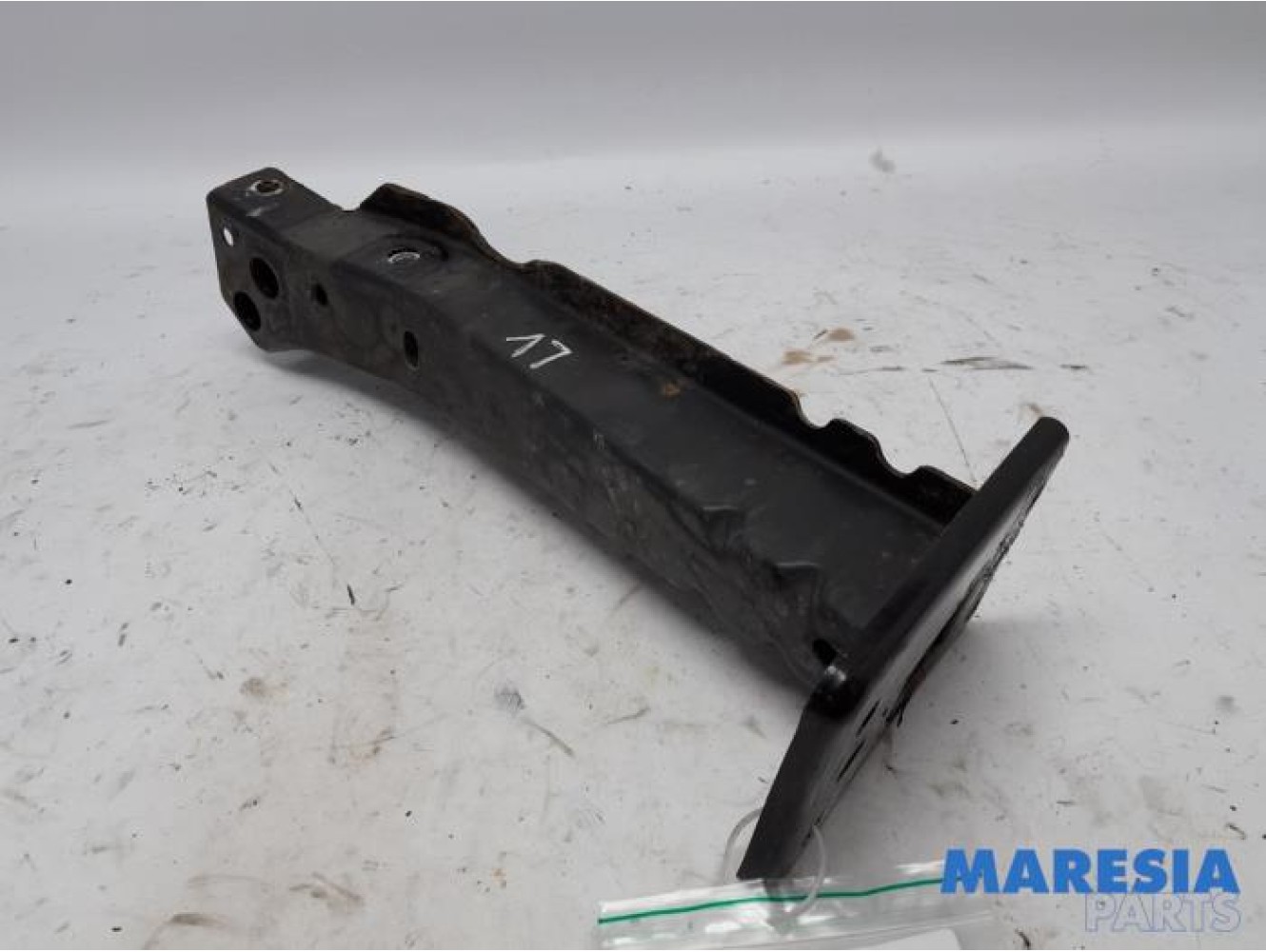Fiat - 500 - Front part support