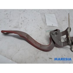 Citroen - C1 - Bonnet Hinge