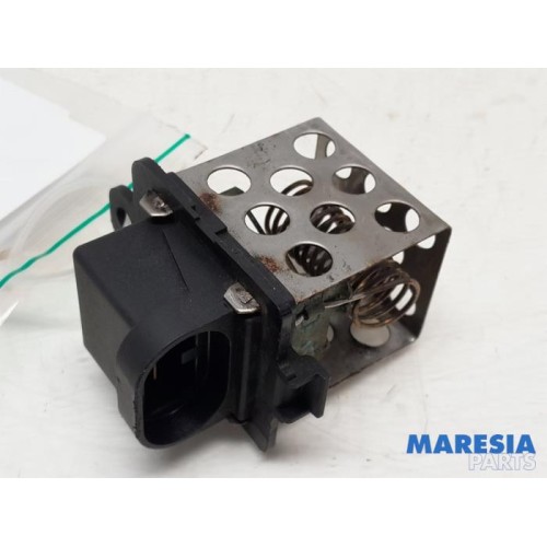 Renault - Scenic - Cooling fan resistor