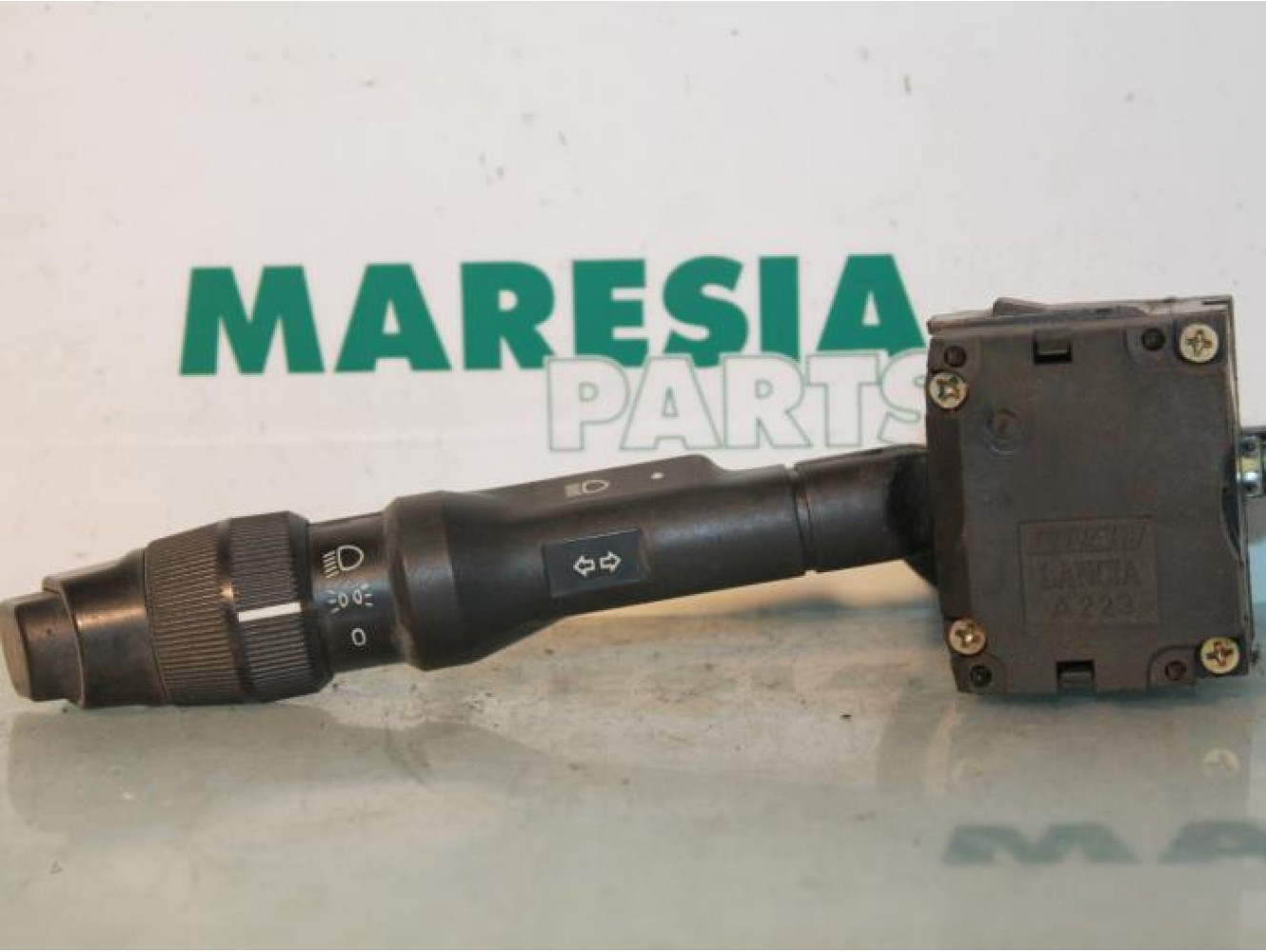Fiat - Tipo - Indicator switch
