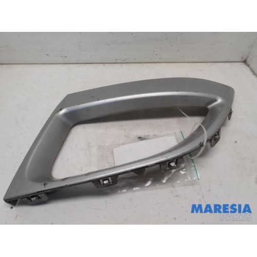 Renault - Scenic - Abdeckplatte Nebelscheinwerfer links
