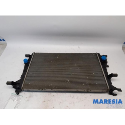 Renault - Scenic - Radiator