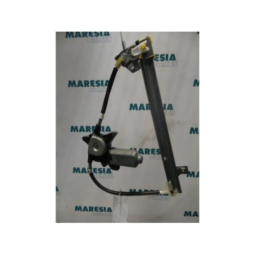 Renault - Megane Scenic - Rear door window mechanism 4-door, right