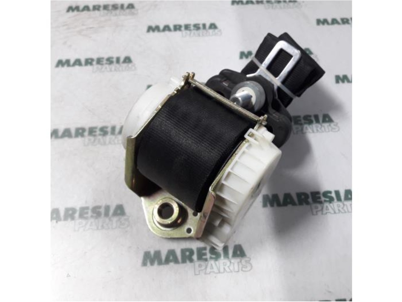 Fiat - Stilo - Rear seatbelt, left