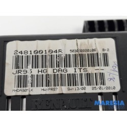 Renault - Scenic - Instrument panel