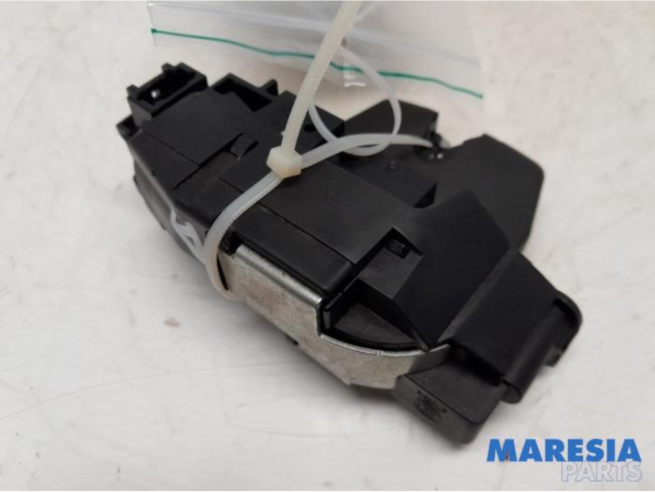 Citroen - C4 Grand Picasso - Tailgate lock mechanism