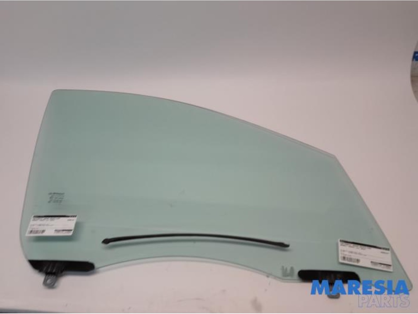 Renault - Scenic - Door window 4-door, front right