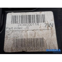 Renault - Scenic - Voltage regulator