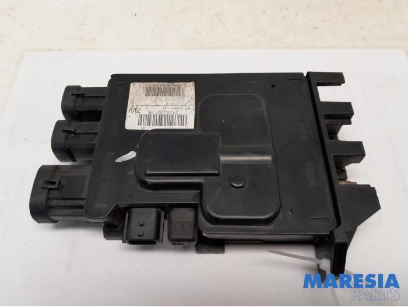 Renault - Scenic - Voltage regulator