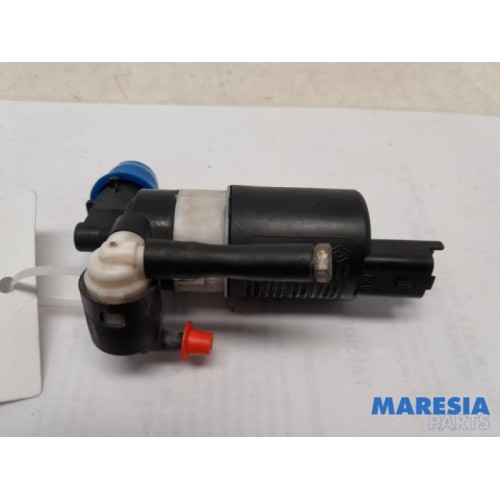 Renault - Scenic - Scheibensprüherpumpe hinten