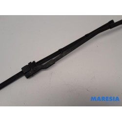 Citroen - C4 Grand Picasso - Front wiper arm