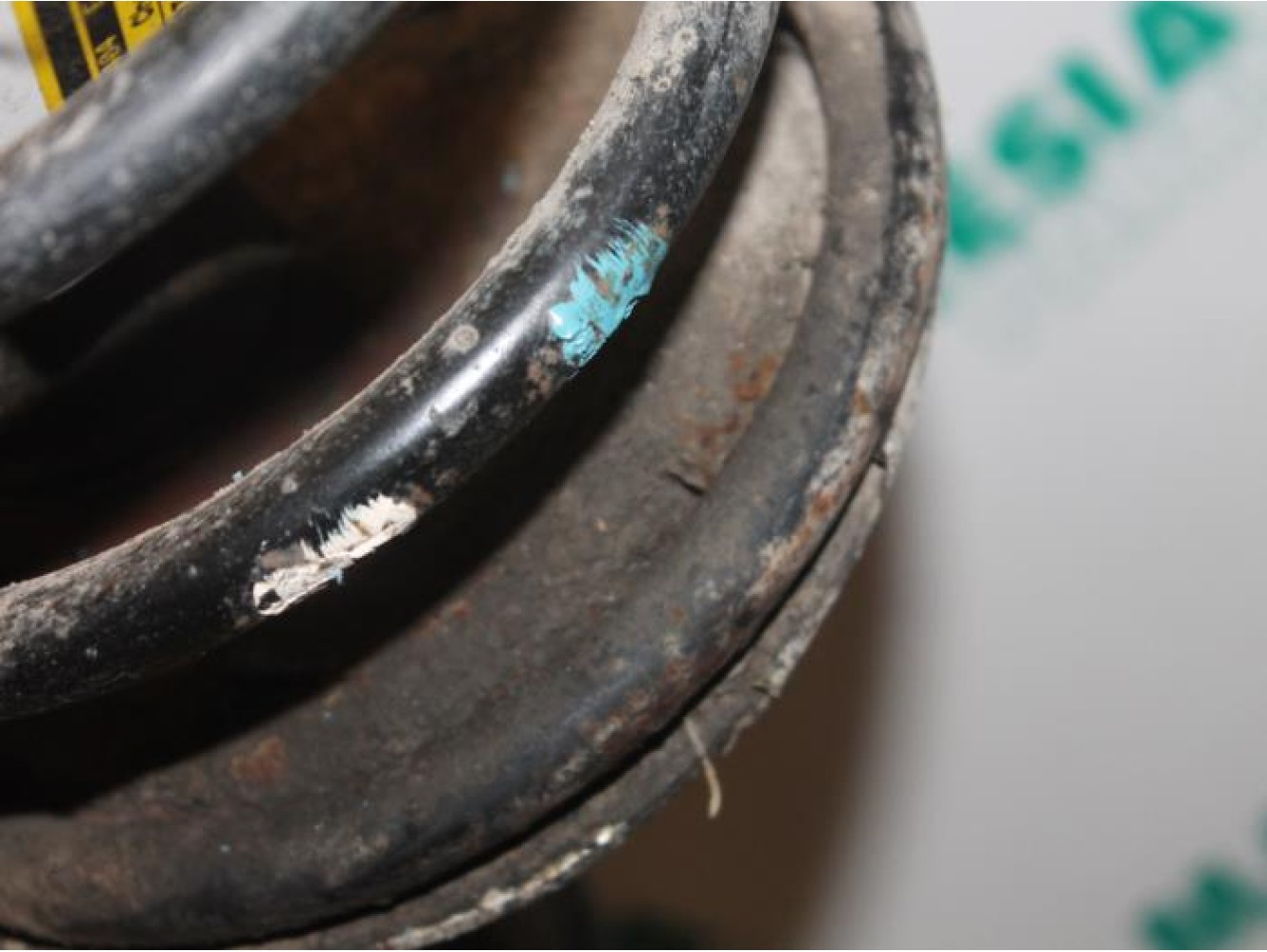 Peugeot - 306 - Stoßdämpferstrebe rechts vorne