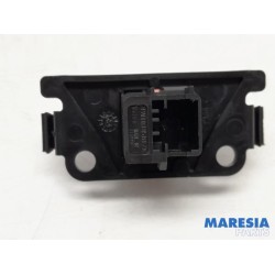 Peugeot - 307 - Panic lighting switch