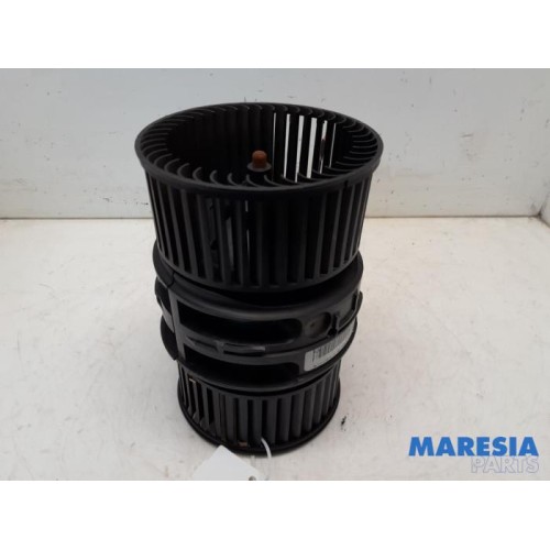 Renault - Scenic - Heating and ventilation fan motor