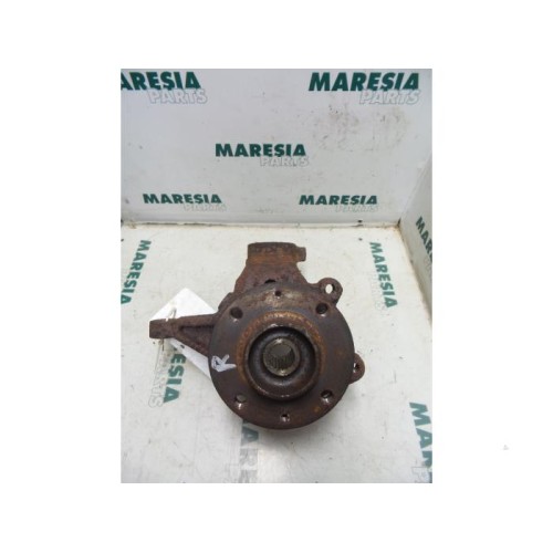 Peugeot - 206 - Knuckle, front right