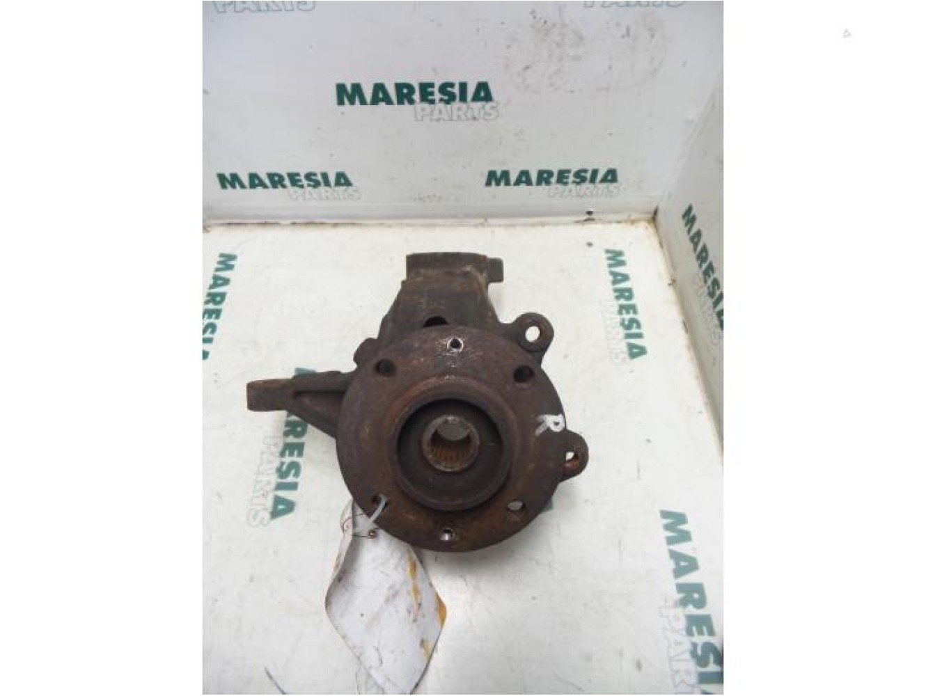 Peugeot - 206 - Knuckle, front right