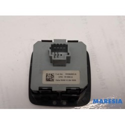 Renault - Scenic - On-board computer controller