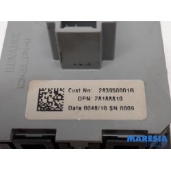 Renault - Scenic - On-board computer controller