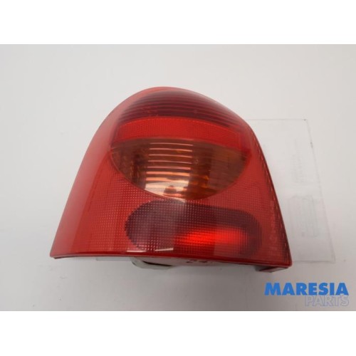 Renault - Twingo - Taillight, left