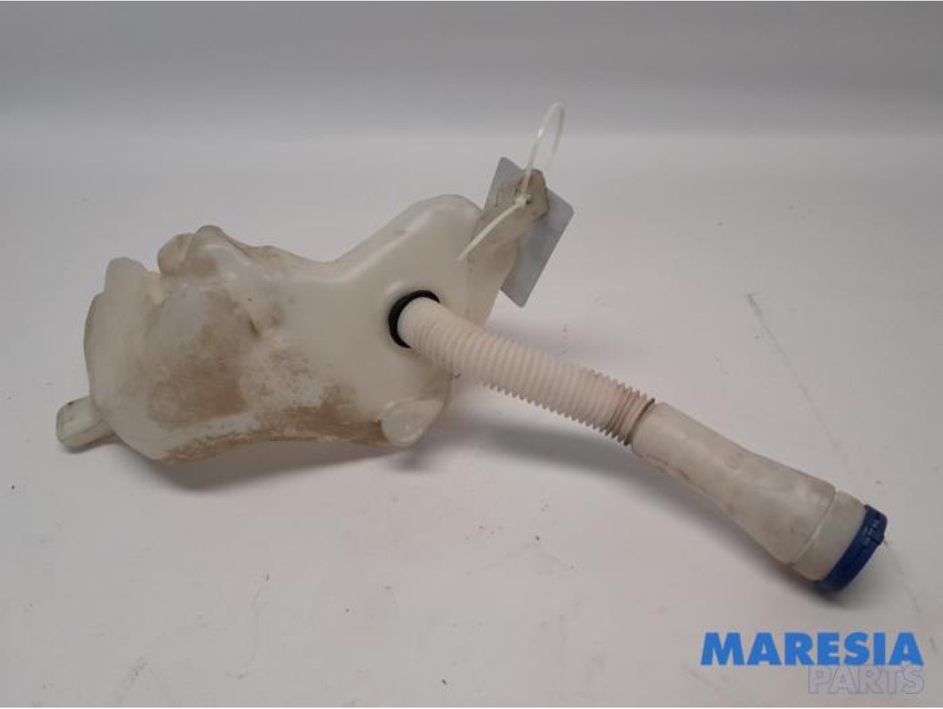 Peugeot - 307 - Front windscreen washer reservoir