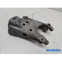 Peugeot - 307 - Engine mount