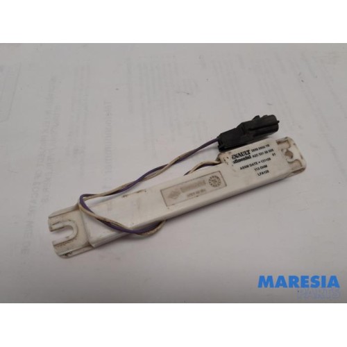Renault - Scenic - Keyless entry antenne