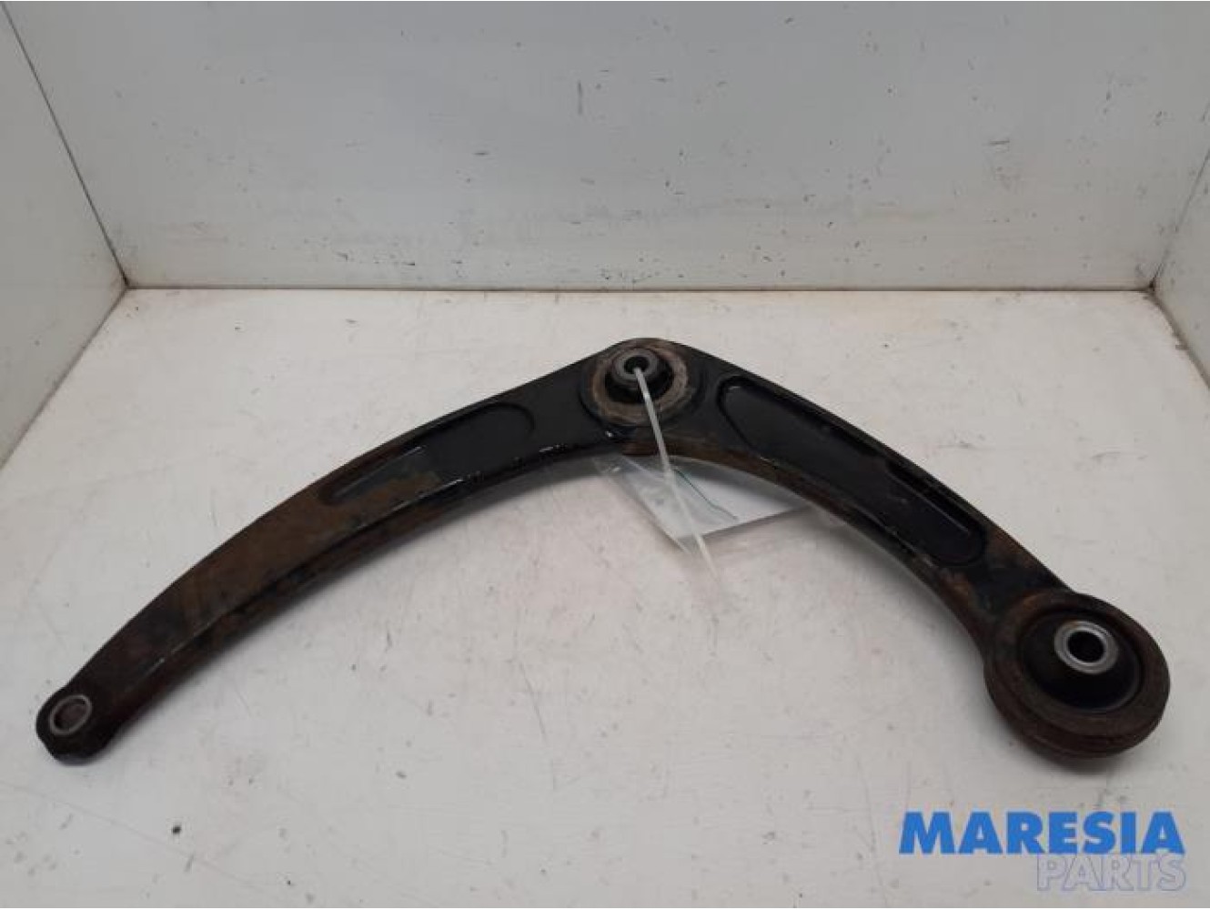 Peugeot - 307 - Front lower wishbone, right