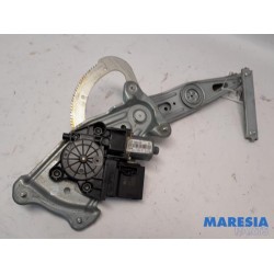 Renault - Scenic - Rear door window mechanism 4-door, right