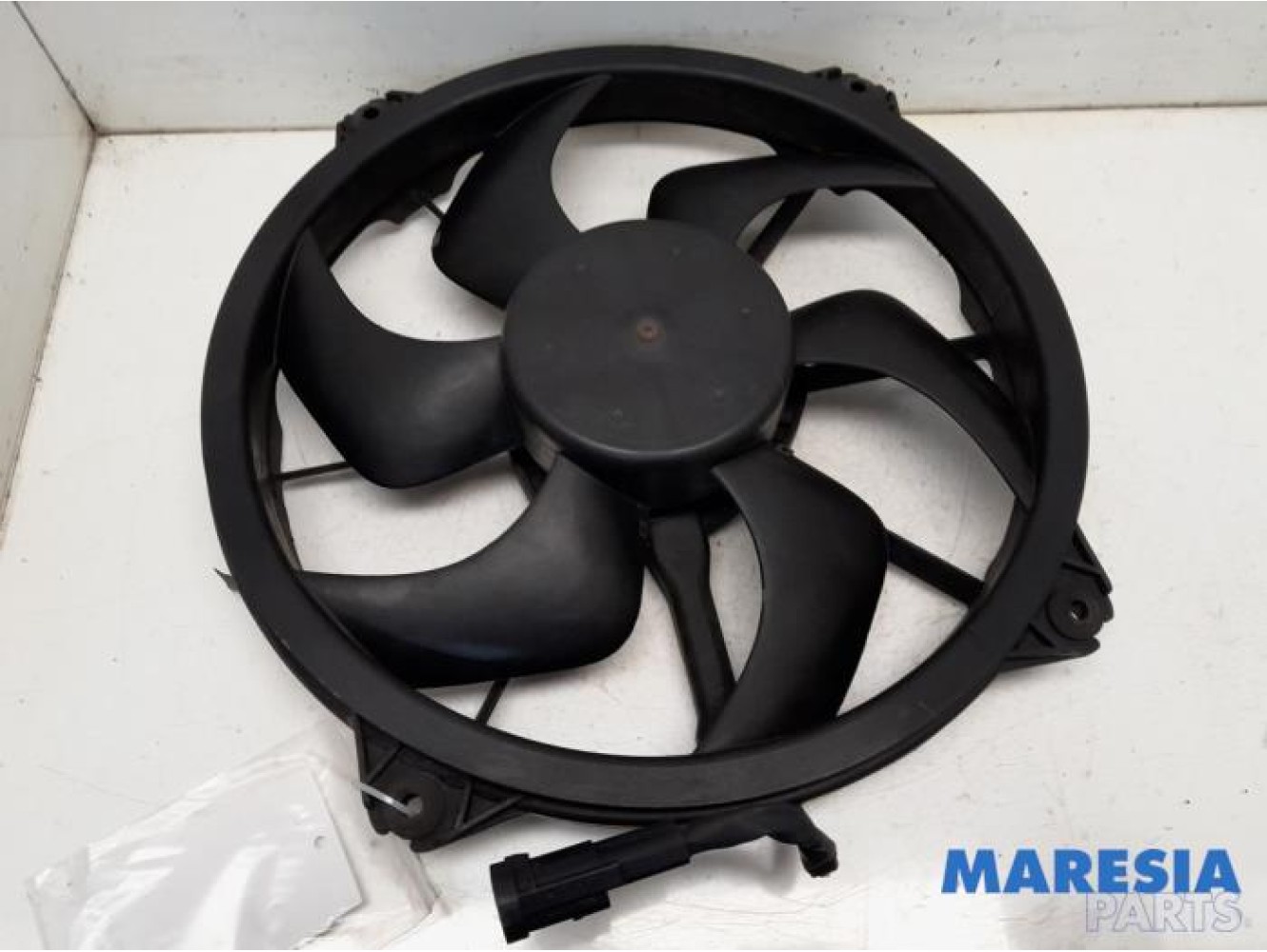 Citroen - C4 Grand Picasso - Fan motor
