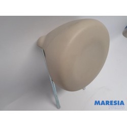 Fiat - 500 - Headrest