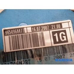 Citroen - C4 Grand Picasso - Front seatbelt, left