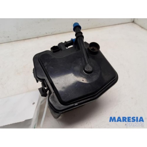 Citroen - C4 Grand Picasso - Boîtier de filtre carburant