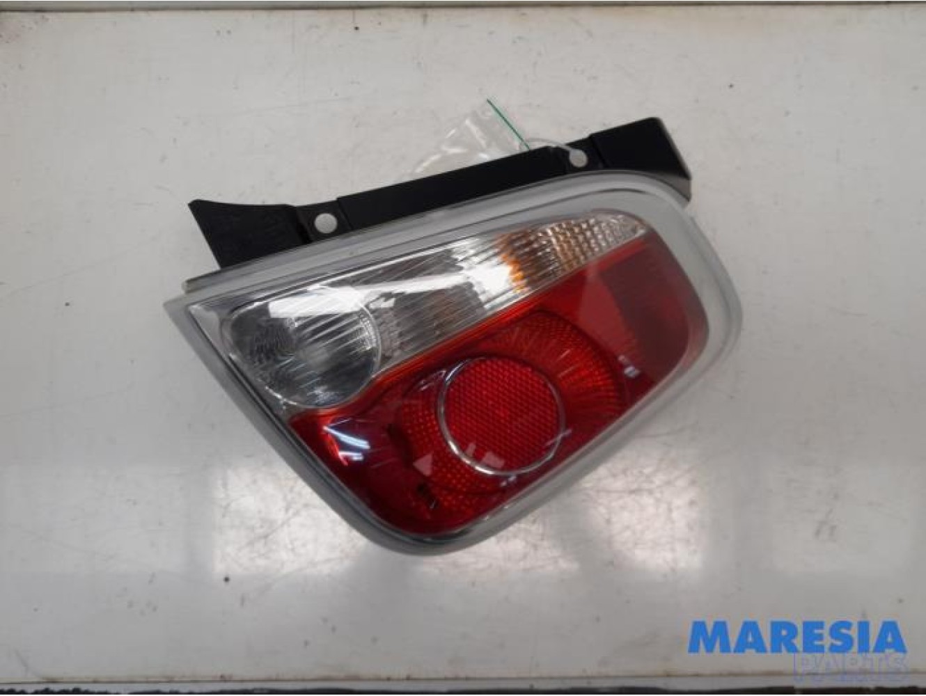 Fiat - 500 - Taillight, right