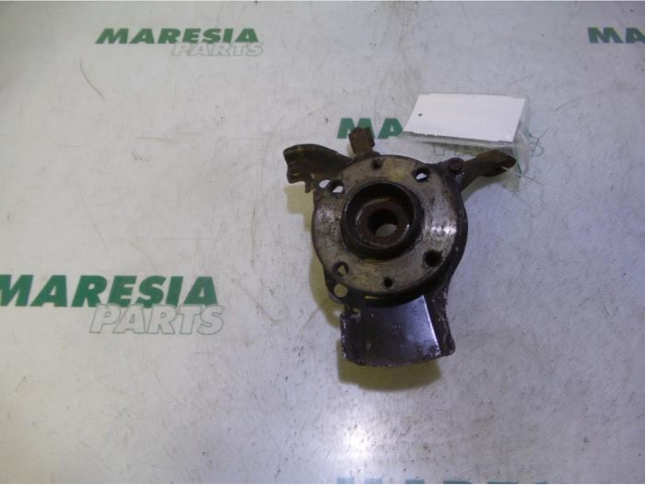 Fiat - Cinquecento - Knuckle, front left