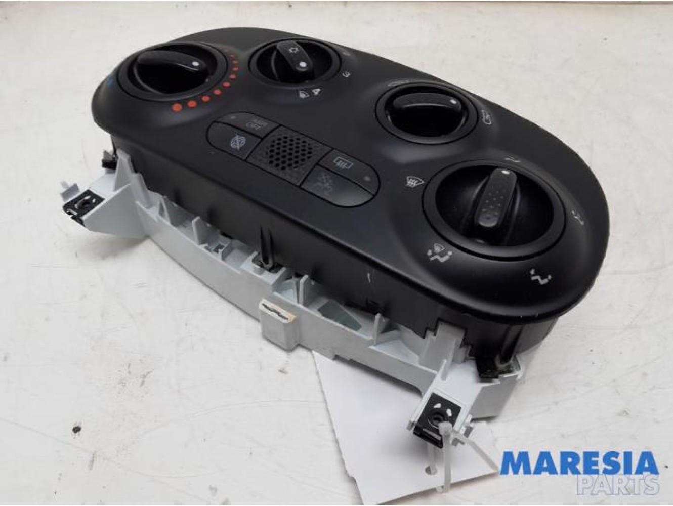 Fiat - 500 - Heater control panel